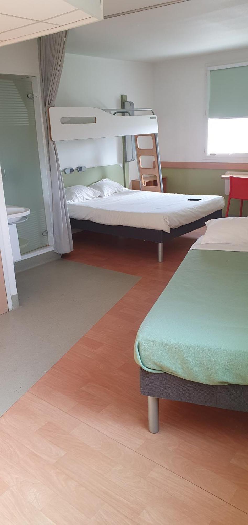 Ibis Budget Roanne Hotel Exterior foto