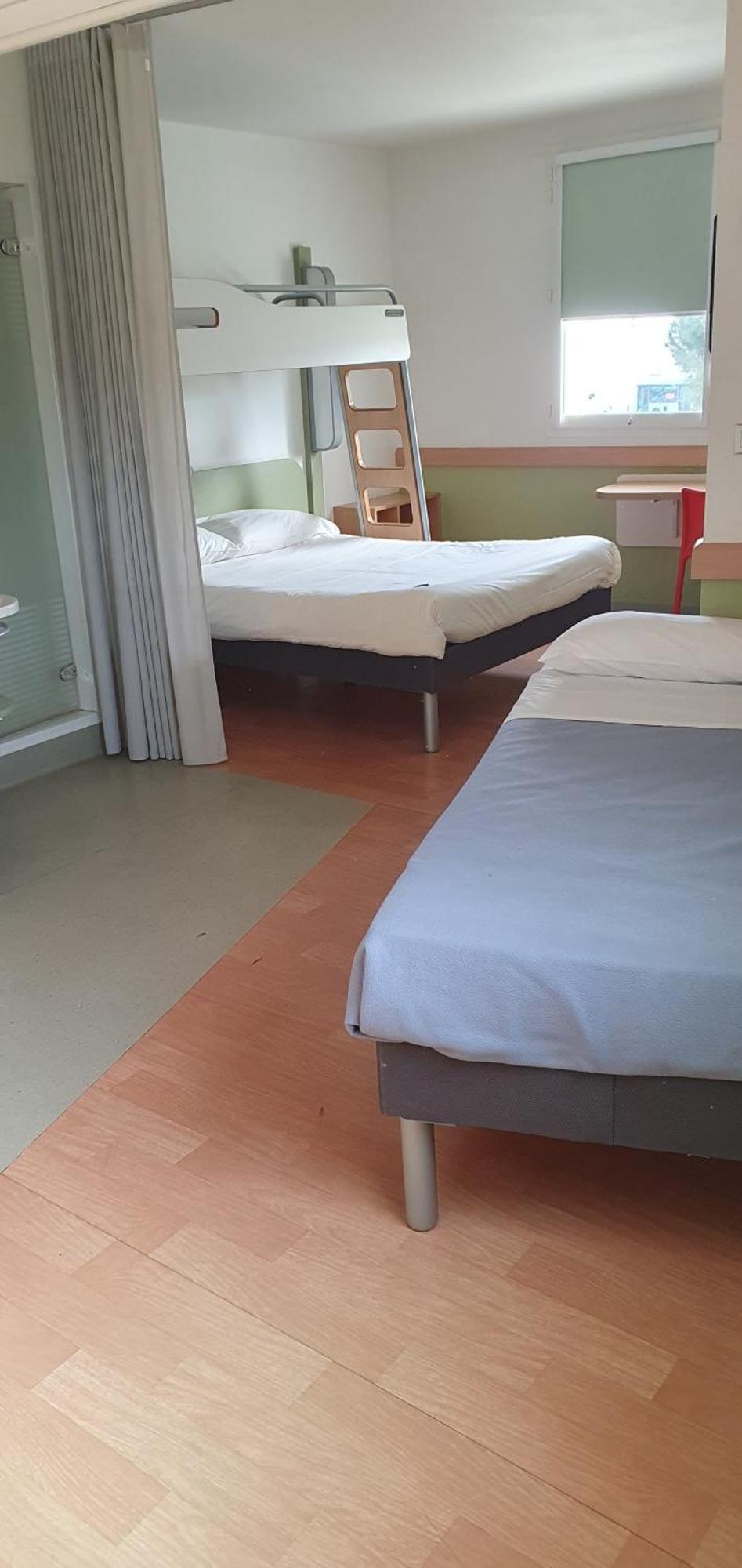 Ibis Budget Roanne Hotel Exterior foto