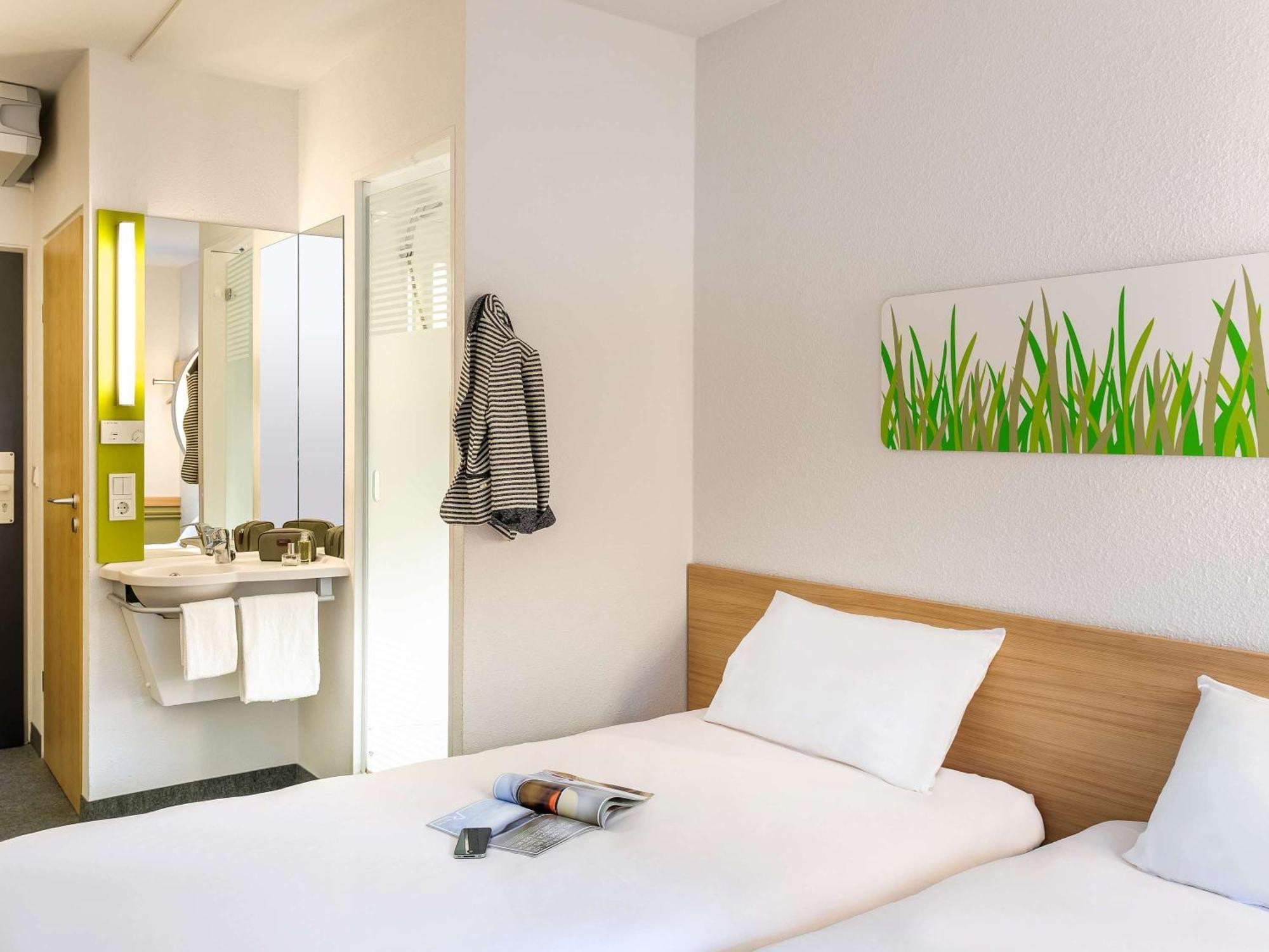 Ibis Budget Roanne Hotel Exterior foto