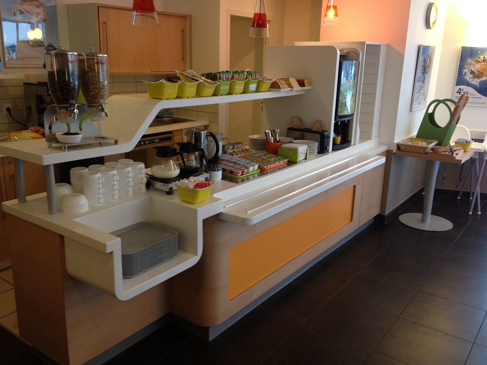 Ibis Budget Roanne Hotel Exterior foto